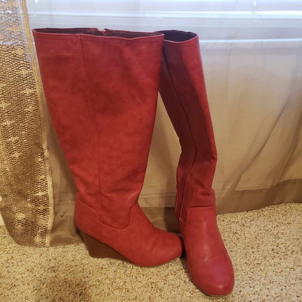 Journee Women Red Boots